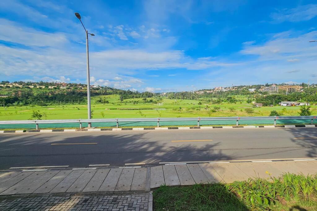 Complete 4-Bedroom House Facing Kigali Golf Course Exteriör bild